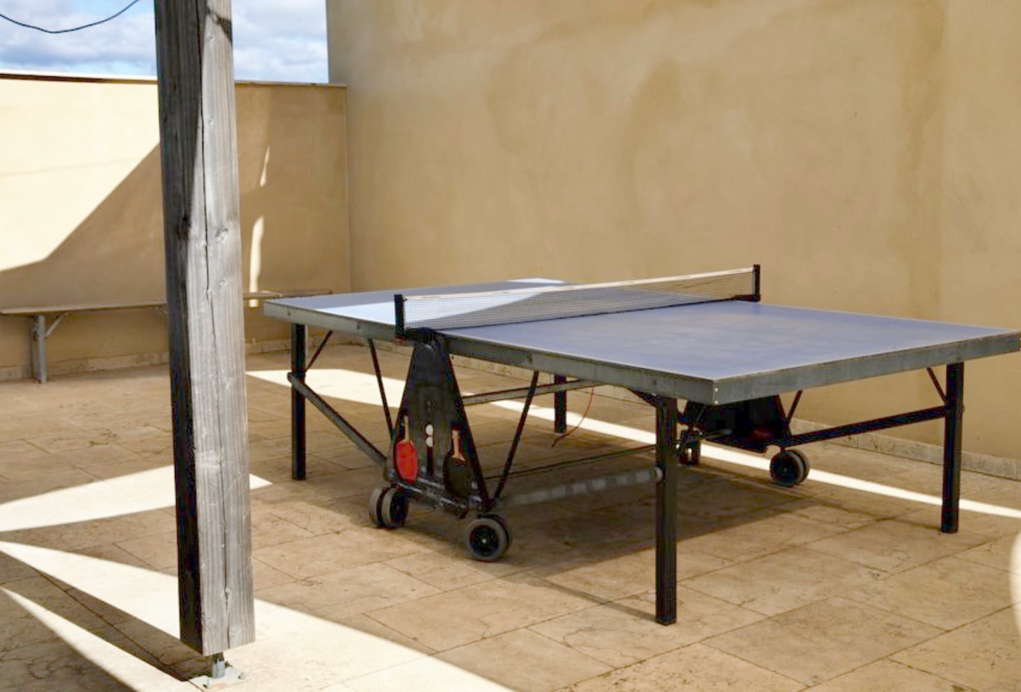 Ping-Pong