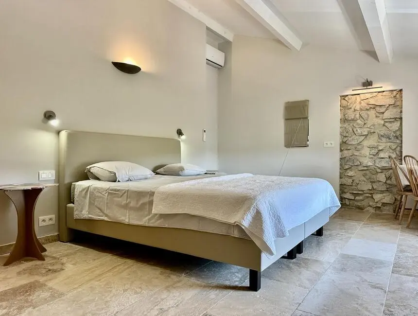 Les Chambres